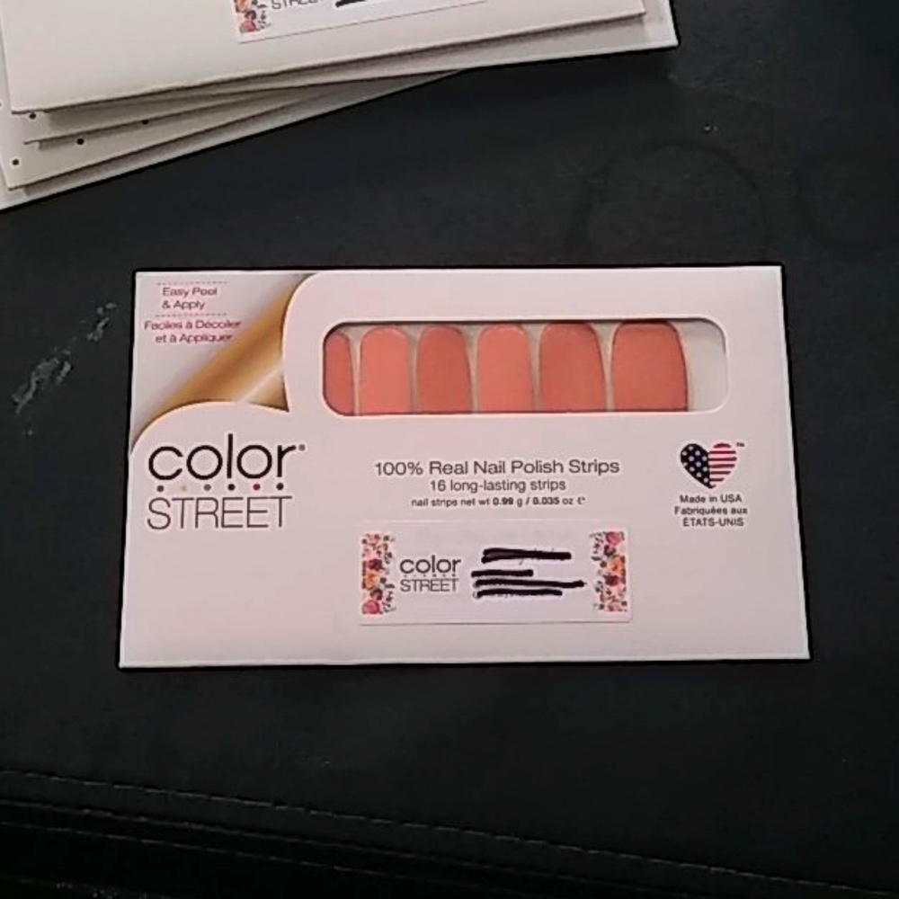 NWT Color Street